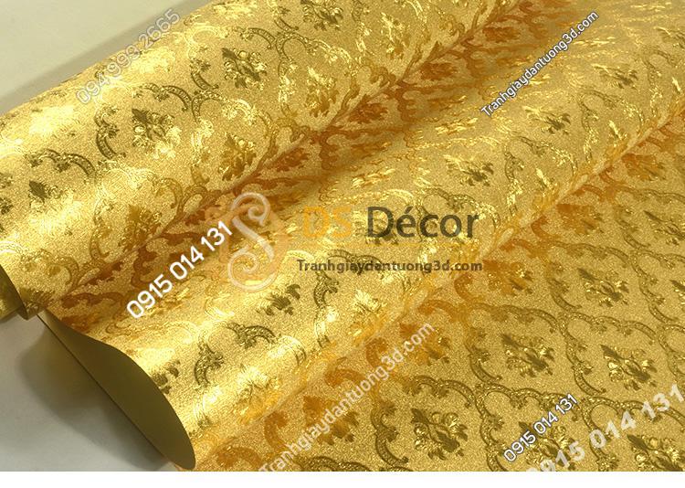 Giay-dan-tuong-nen-vang-phong-cach-hoang-gia-3D112-02