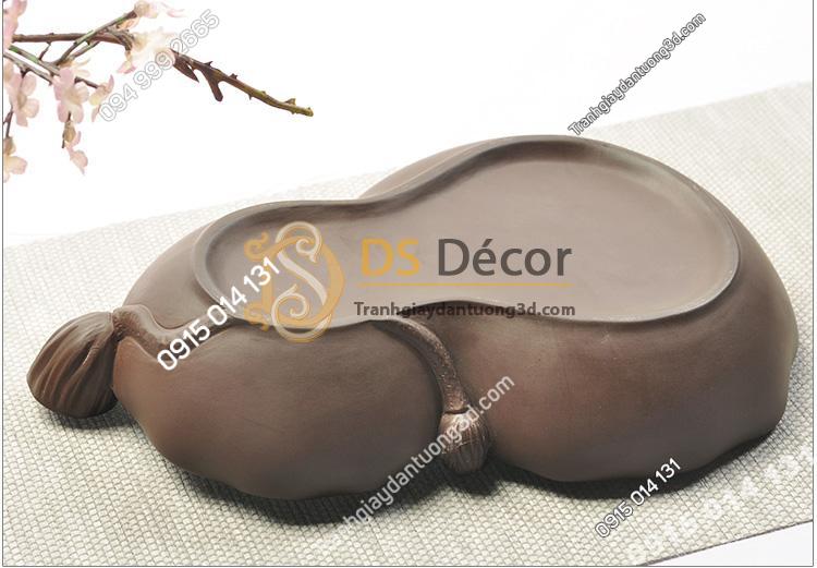 Mặt sau khay trà hình lá sen kt01