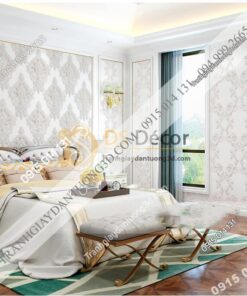 Giấy dán tường châu âu dập nổi Damascus 3D282 màu trắng phòng ngủ