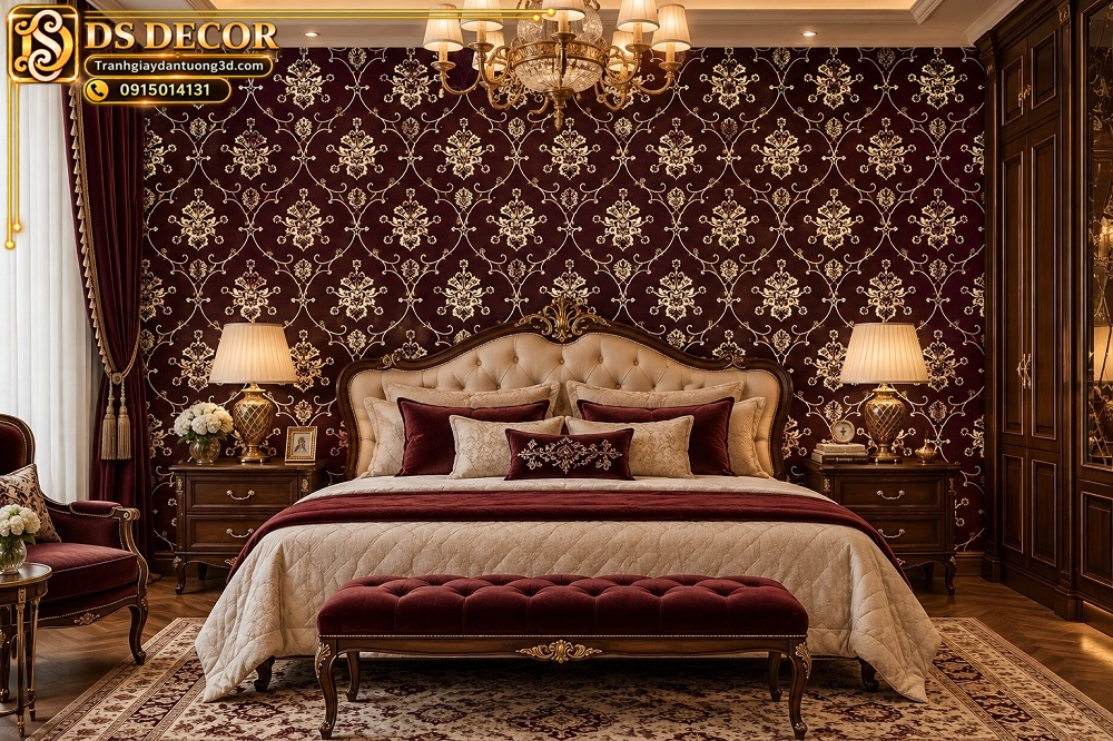 Giấy dán tường phòng ngủ hoa văn damask đỏ rượu vang phối vàng kem sang trọng sk19429