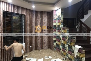 Giấy dán tường giả gỗ